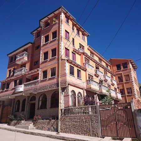Hostal Real Los Andes Del Lago Copacabana  Eksteriør billede