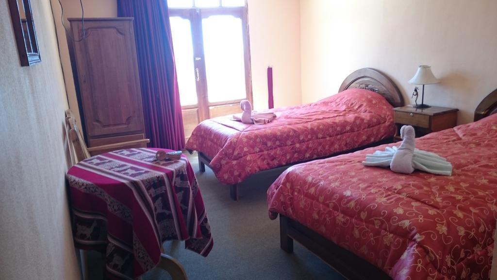 Hostal Real Los Andes Del Lago Copacabana  Værelse billede