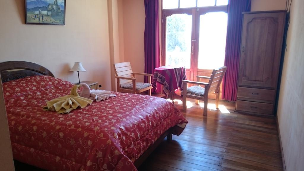 Hostal Real Los Andes Del Lago Copacabana  Værelse billede
