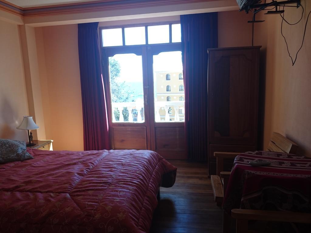 Hostal Real Los Andes Del Lago Copacabana  Værelse billede