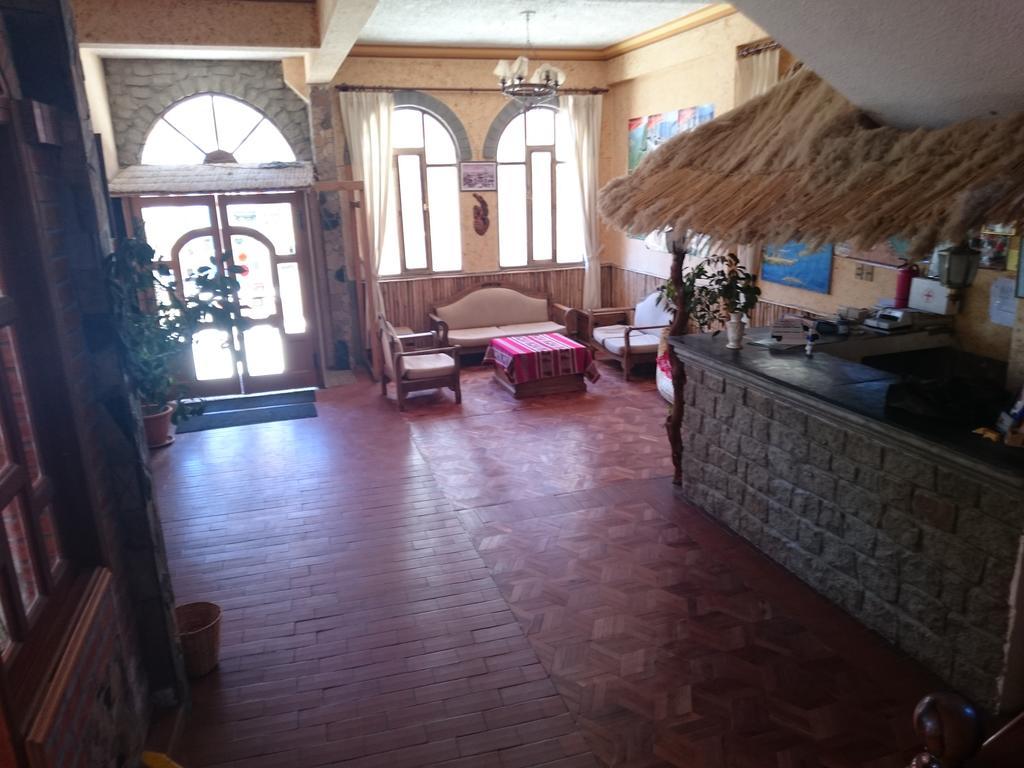 Hostal Real Los Andes Del Lago Copacabana  Eksteriør billede