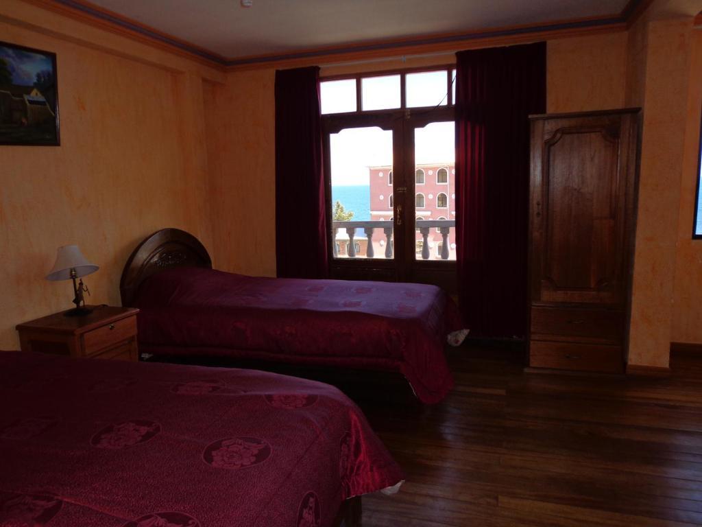 Hostal Real Los Andes Del Lago Copacabana  Eksteriør billede