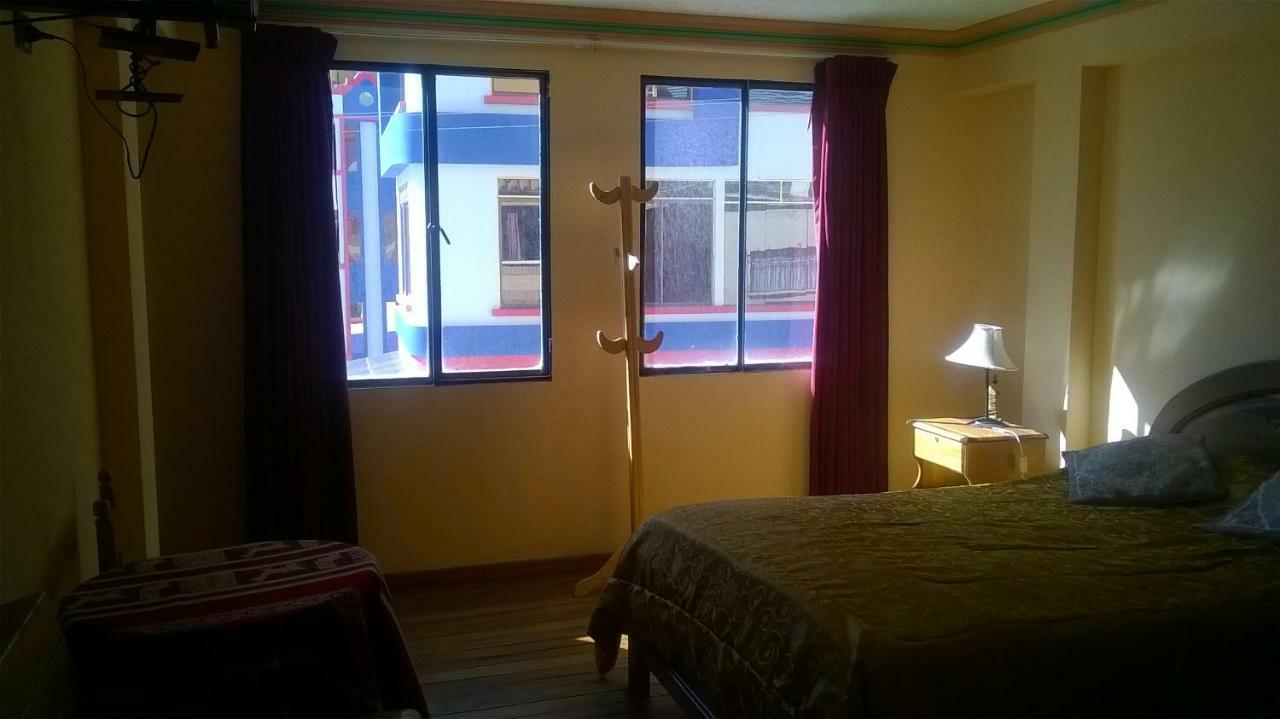 Hostal Real Los Andes Del Lago Copacabana  Eksteriør billede